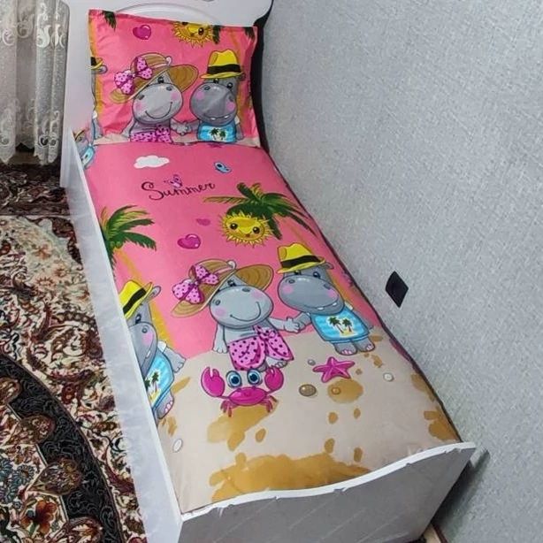 روتختی یکنفره عروسکی دخترانه صورتی کشدوزی شده با روبالش