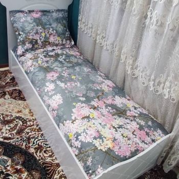 روتختی یک نفره شکوفه طوسی گل ریز صورتی ملحفه و روکش تخت یک نفره