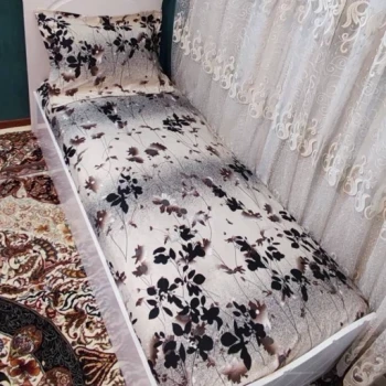 روتختی ملحفه یکنفره طرح گل دار کرم