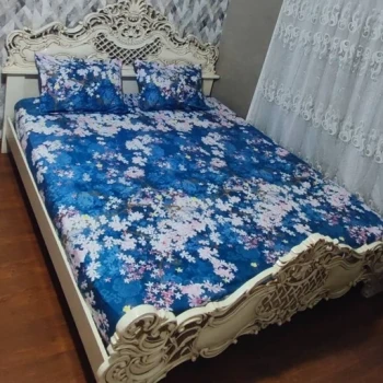 روتختی دونفره ابی تیره روکش تشک دونفره زمینه ابی شکوفه صورتی