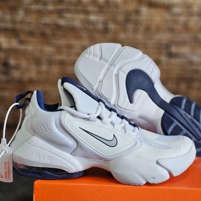 کفش نایک ایرمکس آلفا ساواچ  Nike Air Max Alpha Savage