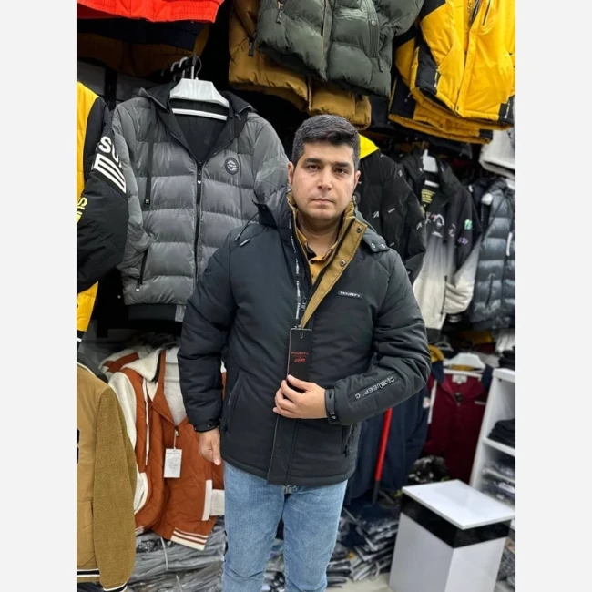 اورکت برزنتی ضدآب و بسیارگرم برند جیپ اصل مشکی