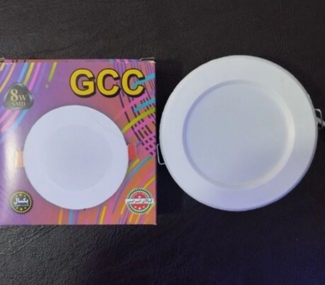 هالوژن یا لامپ سقفی 8 وات smd سفید(مهتابی) GCC