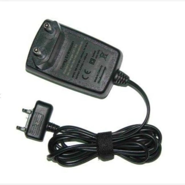 شارژر اصلی سونی اریکسون Sony Ericsson 