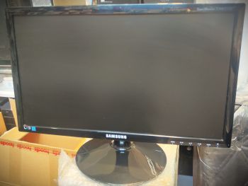 مانیتور سامسونگ مدل S20B315B Plus سایز 20 اینچ