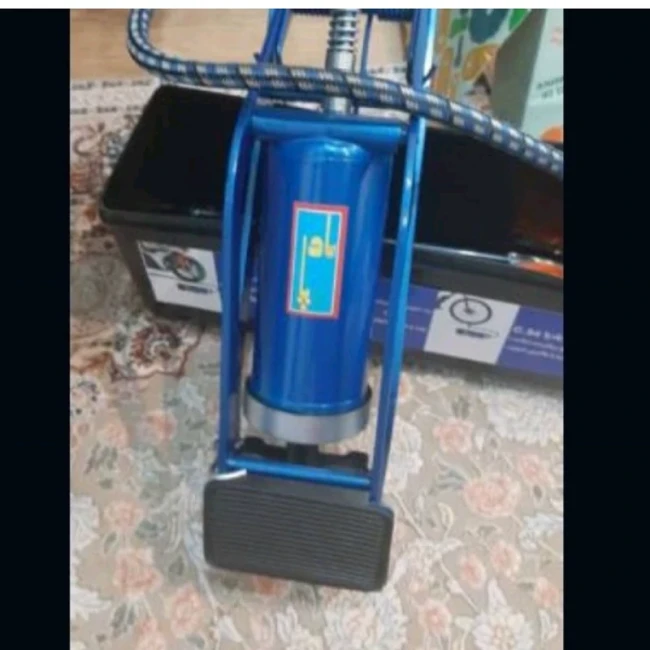 تلمبه پایی پدالی تک سیلندر مدل C.54 بادپا به همراه 1عدد سوزن توپ