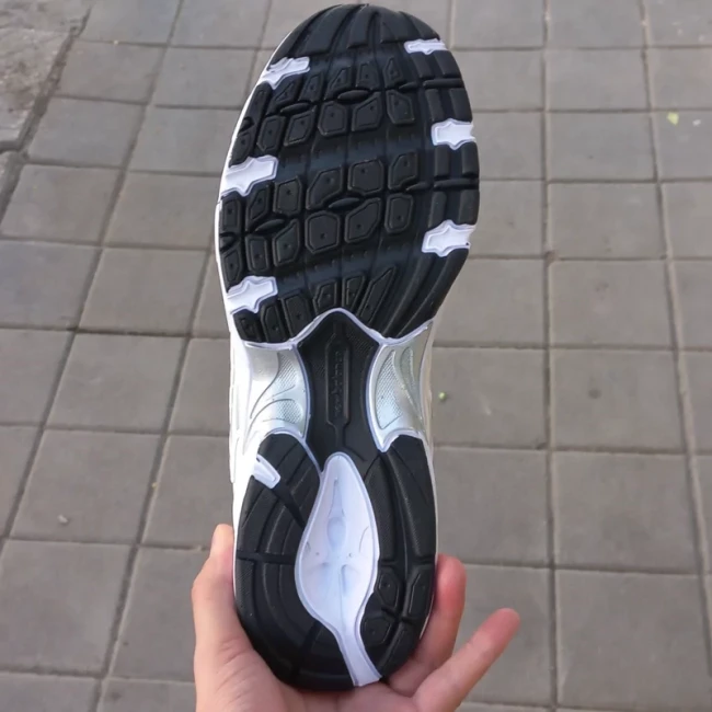 کتونی مردانه نیوبالانس 530 سایز بزرگ (45تا47)