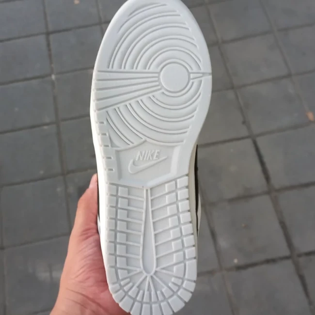 کتونی مردانه جردن لو سفید طوسی (41تا45)