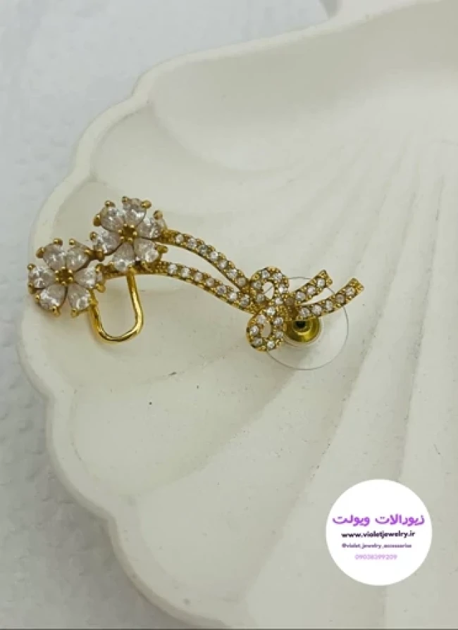 گوشواره لاله گوشی طرح گل نگین دار کد 11114