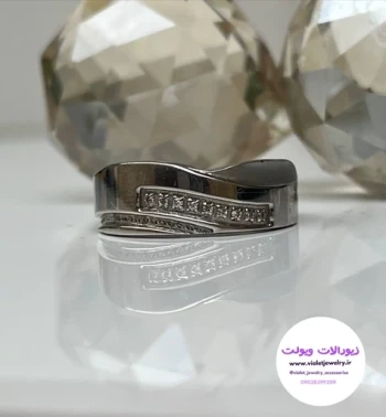 حلقه استیل اسپرت نگین دار برند jfs کد 3053