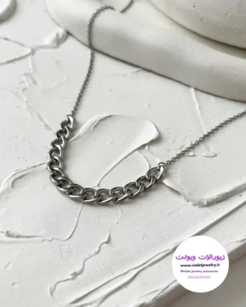 گردنبند اسپرت کارتیر استیل نقره ای و طلایی کد 12170