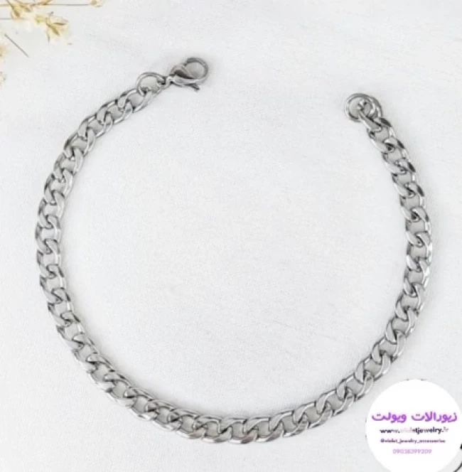 دستبند استیل کارتیر نقره ای کد 6040
