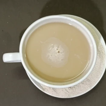 چای لاته بیسکوییتی 100 گرمی ترنج