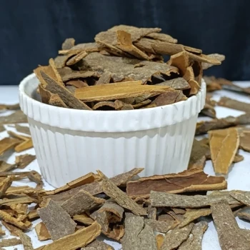 چوب دارچین گل سرخی ترنج 50 گرمی