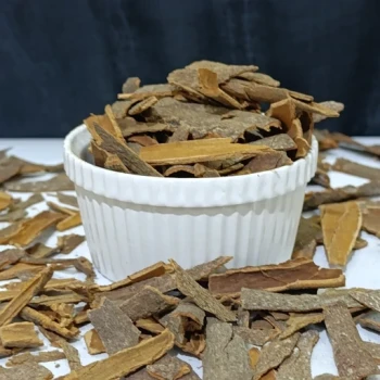 چوب دارچین گل سرخی اعلا 100 گرمی ترنج
