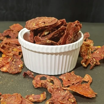 گوجه خشک اسلایس درجه یک 50 گرمی ترنج