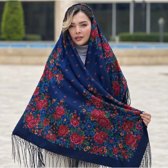روسری ترکمنی ایرانی مدل تاتار کد 1607 طرح سنتی نخ پلی استر 130x130 مناسب 4 فصل