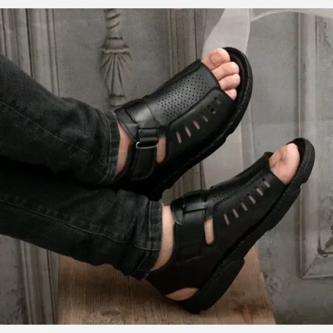 صندل تابستانی مردانه چرم مصنوعی مشکی مدل منچستر