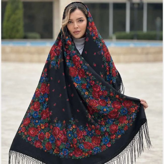 روسری ترکمنی ایرانی مدل تاتار کد 1607 طرح سنتی نخ پلی استر 130x130 مناسب 4 فصل