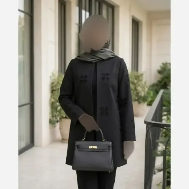 مانتو مزونی گلدوزی زنانه مدل زنبق جنس مازراتی نخ توییست درجه یک