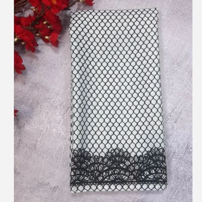 روسری نخی کاستوم طرح گیپور سایز 140 در 140