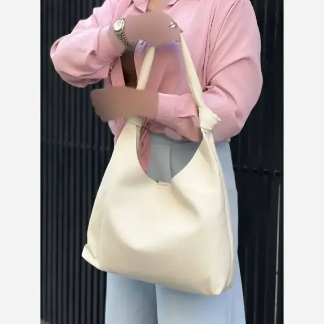 کیف زنانه بند گره وارداتی جنس شرانگ خارجی با کیف آرایش سایز 33-38