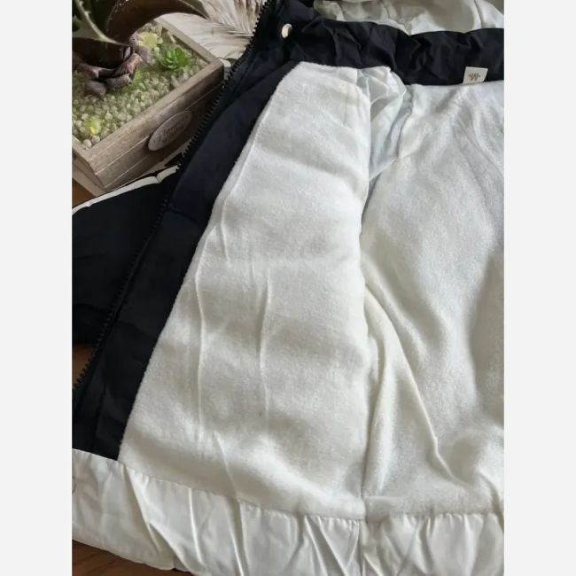 کاپشن بچگانه وارداتی ضخیم ضدآب کلاهدار اسپرت مناسب 1 تا 5 سال