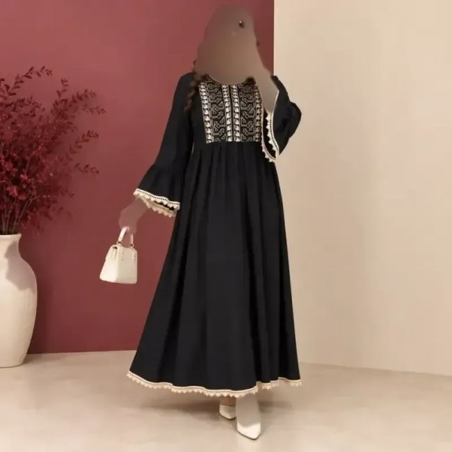 پیراهن ساحلی زنانه هندی گلدوزی ماهورا جنس نخ تافته