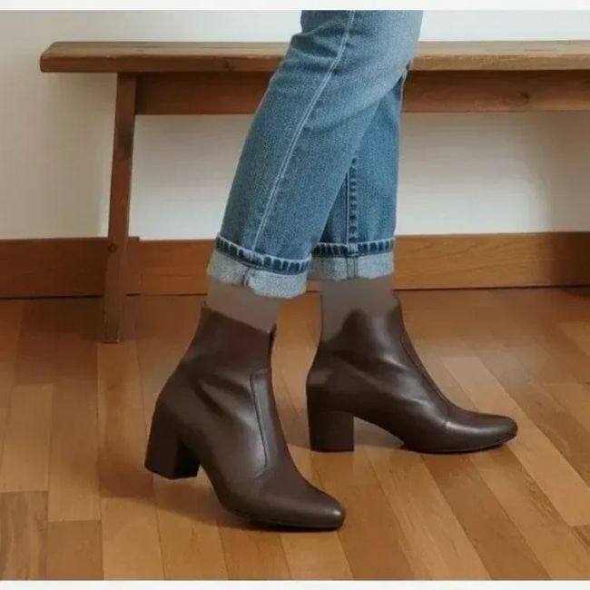 نیم بوت پاشنه دار زنانه پاشنه 5 سانت سایز 37 تا 40 رنگ مشکی قهوه ای عسلی