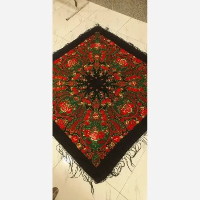 روسری ترکمنی پشمی اصل پاولوا پوزاد مدل مستانه قواره بزرگ