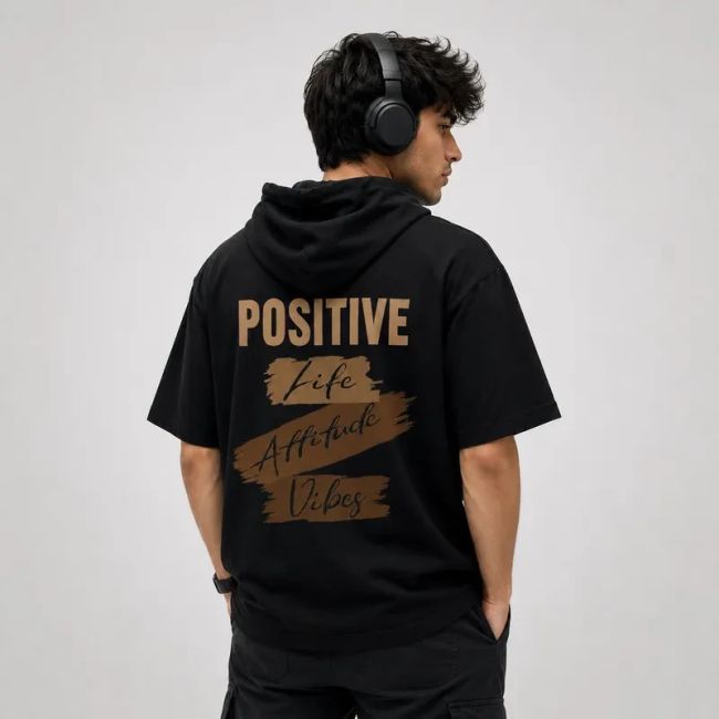 تی شرت مردانه کلاهدار پنبه ای طرح حروف مدل positive