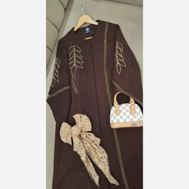 مانتو گلدوزی شده مدل رویسا پارچه شانتون اسلپ قد 109 سانت
