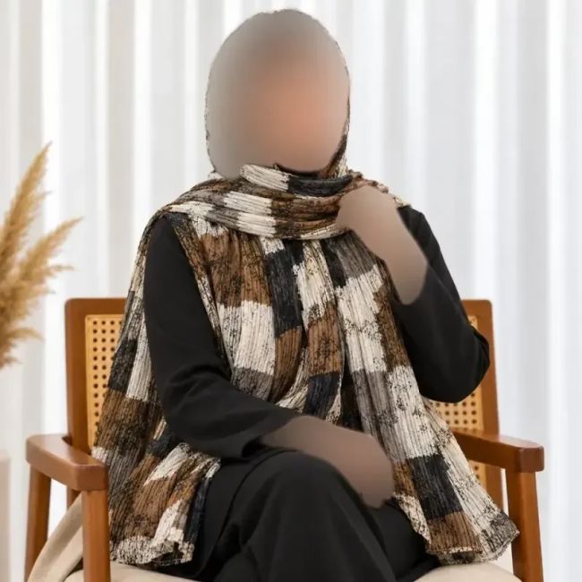 شال نخی برشکا طرحدار چهارخانه روزمره مشکی سفید