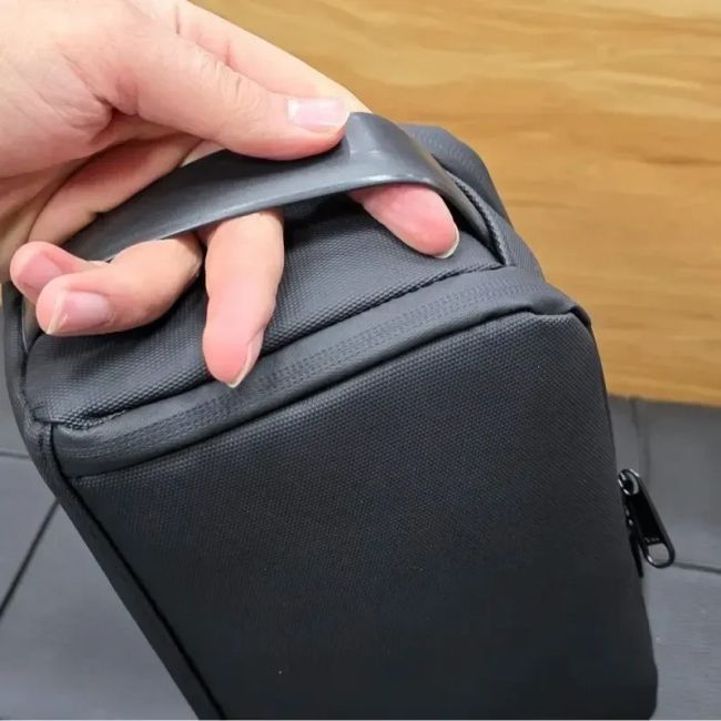 کیف دستی ضد آب بنج جنس اسکین سیلیکون خارجی ابعاد 15 در 26 سانتی متر