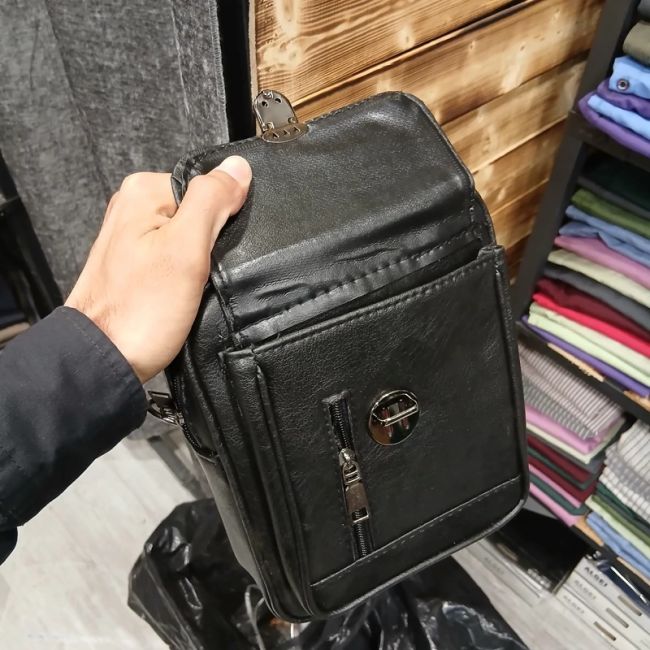 کیف دوشی اسپرت مردانه چرم مصنوعی رنگ مشکی و عسلی و قهوه ای روزمره