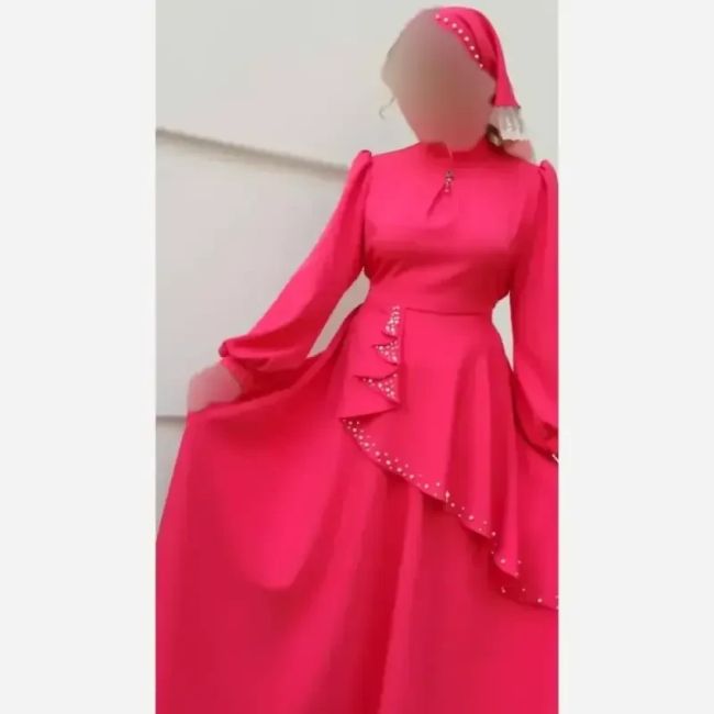 پیراهن مجلسی زنانه کرپ مازراتی مدل ستاره به همراه تل اسکارف و سنجاق یقه
