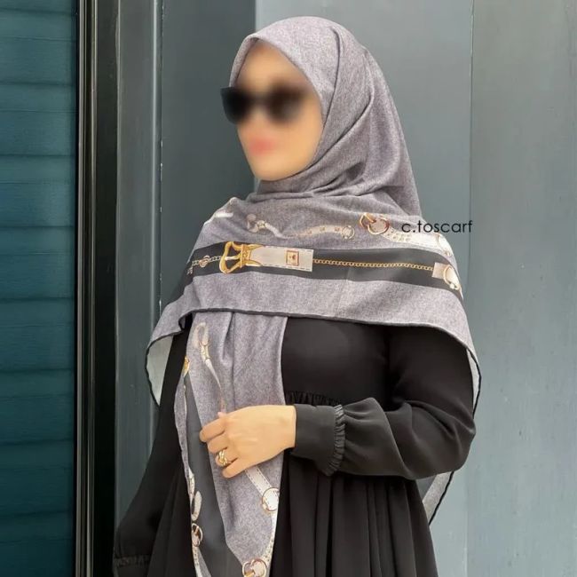 روسری نخ کاستوم طرح دیانا طوسی قواره بزرگ 140 سانتیمتر سیتو