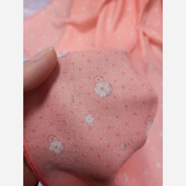 روسری نخ کاستوم طرح شکوفه بهاری خال خالی ریز قواره بزرگ 140x140