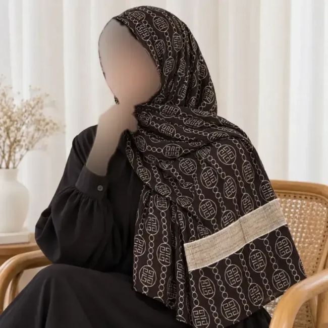 شال نخی برشکا لمه قهوه ای طرح دار