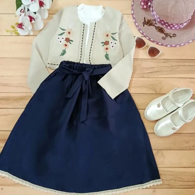 سه تکه گلدوزی دخترانه مجلسی تاپ و کت و دامن سایز 1 تا 3