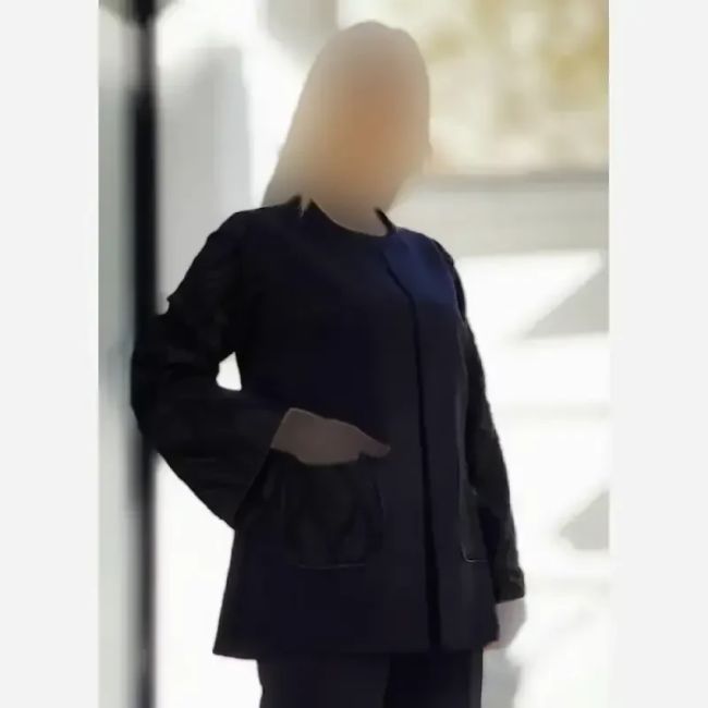 کت و شلوار زنانه طرح لاله جنس مازراتی و آستین فکورا رنگ مشکی
