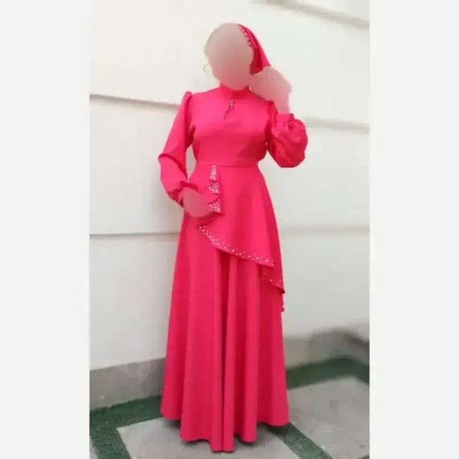 پیراهن مجلسی زنانه کرپ مازراتی مدل ستاره به همراه تل اسکارف و سنجاق یقه