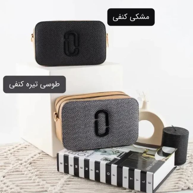 کیف پاسپورتی چرم مصنوعی اسپرت و روزمره دارای بند بلند و دو جیب بیرونی