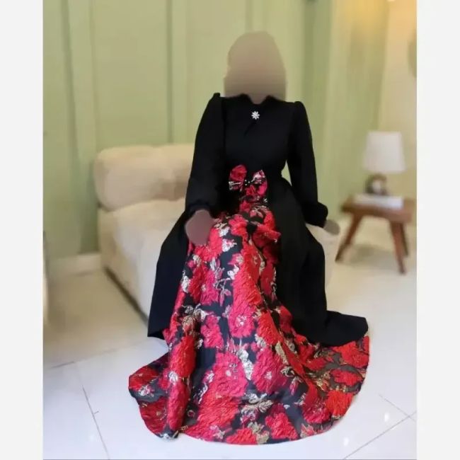 پیراهن مجلسی زنانه طرح هلینا کرپ مازراتی و ژاکارد ترک رنگ مشکی دامن قرمز سایز 5