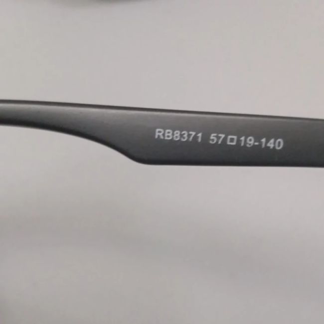 عینک آفتابی پلاریزه ریبن فراری مدل RB8371 فریم مشکی مات