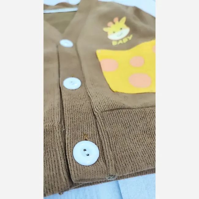 ژاکت بافت فانتزی بچگانه طرح زرافه قهوهای