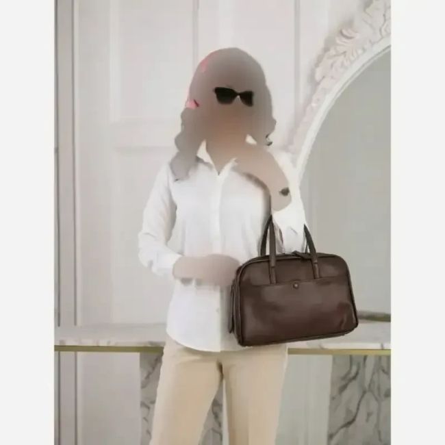 کیف دانشجویی لیور در رنگبندی متنوع سایز 33 در 23 متریال وارداتی