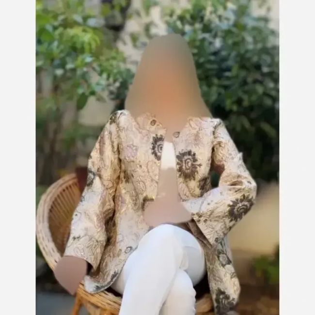 کت مجلسی زنانه مدل الیکا ژاکارد ترک طرح برجسته کرم طلایی