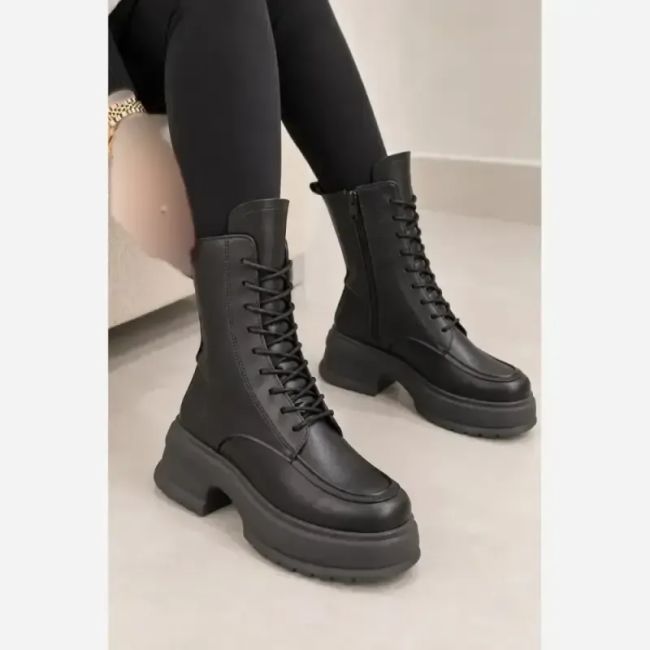 بوت لژ دار زنانه در دو رنگ مشکی و قهوه ای سایز 37 تا 40