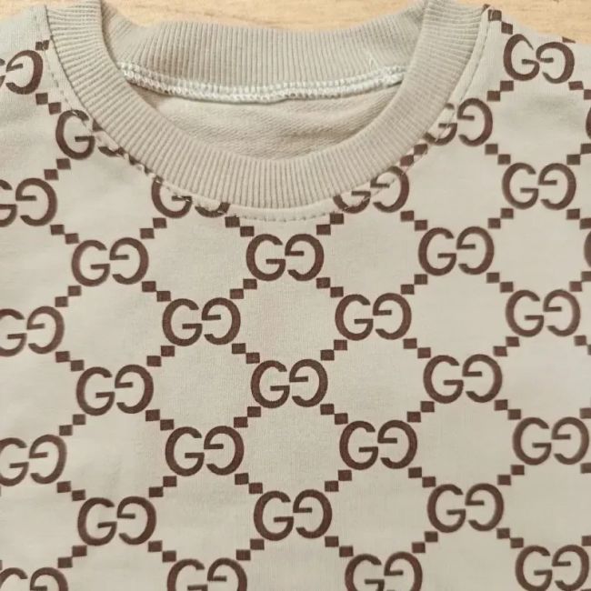 بلوز شلوار دورس بچگانه طرح Gucci رنگ ماسه ای سایز 40 تا 50